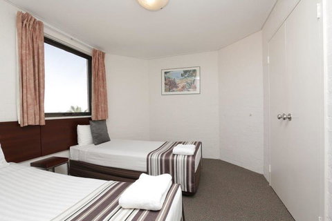 Atrium Hotel Mandurah - New Castle Holiday 5
