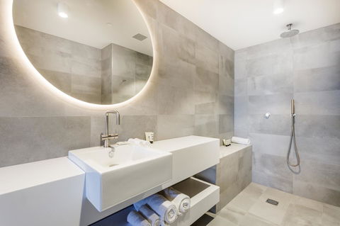 Quay Perth - New Castle Holiday 11