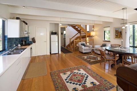 Orion Studio With Ocean Views - New Castle Holiday 0