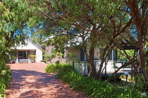 Orion Studio With Ocean Views - New Castle Holiday 1