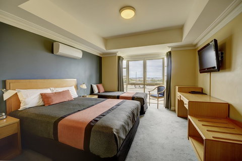 The Jetty Resort - New Castle Holiday 29