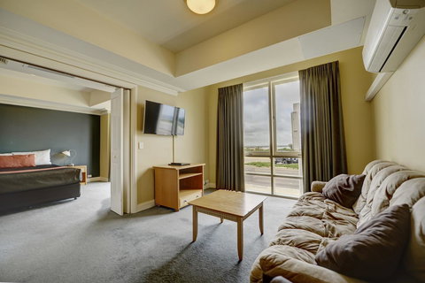 The Jetty Resort - New Castle Holiday 16