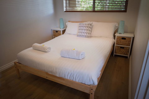 Cottesloe Beach On Napier - New Castle Holiday 10