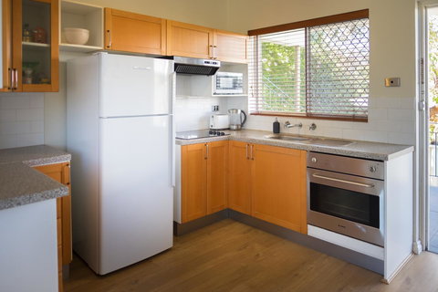 Cottesloe Beach On Napier - New Castle Holiday 5