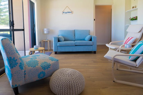 Cottesloe Beach On Napier - New Castle Holiday 3