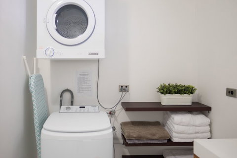 Cottesloe Beach On Napier - New Castle Holiday 15