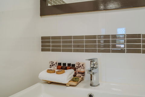 Canning Bridge Auto Lodge - New Castle Holiday 23