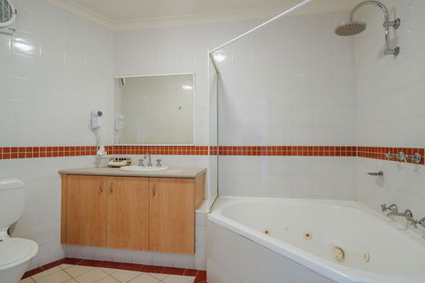 Canning Bridge Auto Lodge - New Castle Holiday 39