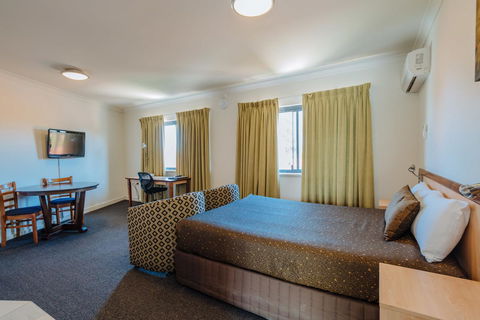 Canning Bridge Auto Lodge - New Castle Holiday 32
