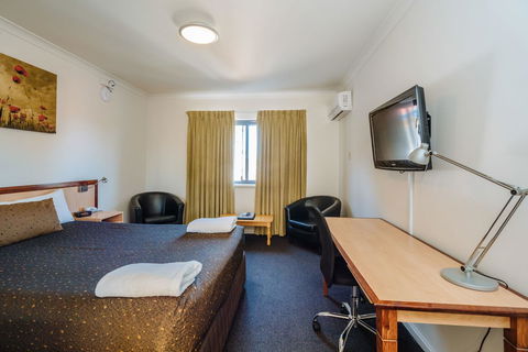 Canning Bridge Auto Lodge - New Castle Holiday 27