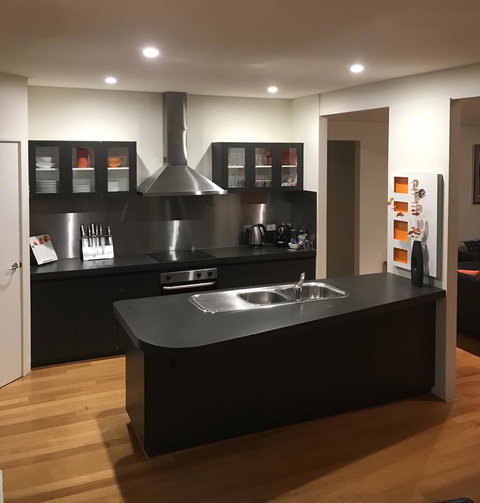 THE SANCTUARY LUXURY HOLIDAY HOME - New Castle Holiday 9