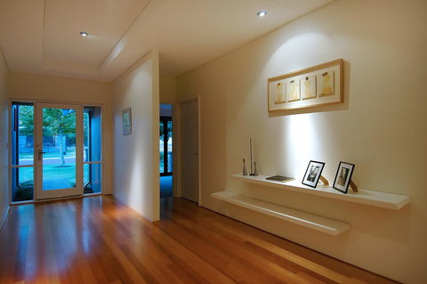 THE SANCTUARY LUXURY HOLIDAY HOME - New Castle Holiday 12