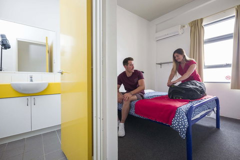 Perth City YHA - New Castle Holiday 14