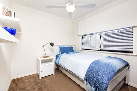 Como Executive Apartment - New Castle Holiday 12