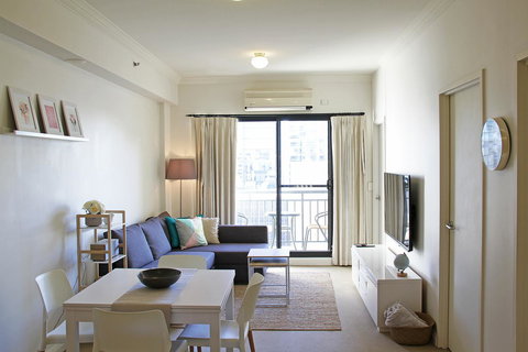 WESTEND CBD PERTH-ULTIMATE LOCATION - New Castle Holiday 1