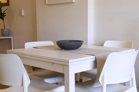 WESTEND CBD PERTH-ULTIMATE LOCATION - New Castle Holiday 5