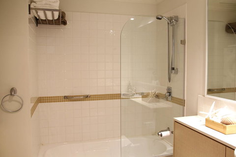 WESTEND CBD PERTH-ULTIMATE LOCATION - New Castle Holiday 19