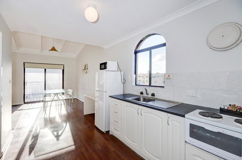 West Beach Lagoon 213 - Corner Unit! - New Castle Holiday 8