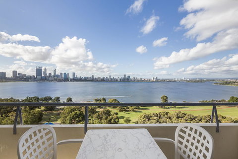 High Tor Apartment 135 - New Castle Holiday 10