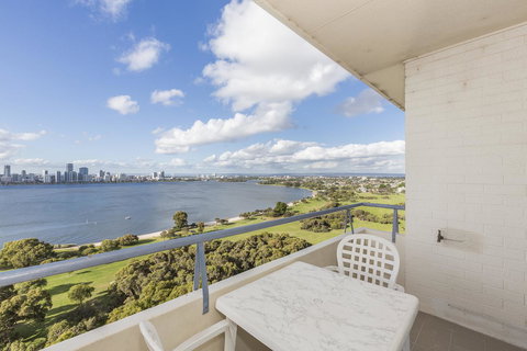 High Tor Apartment 135 - New Castle Holiday 9