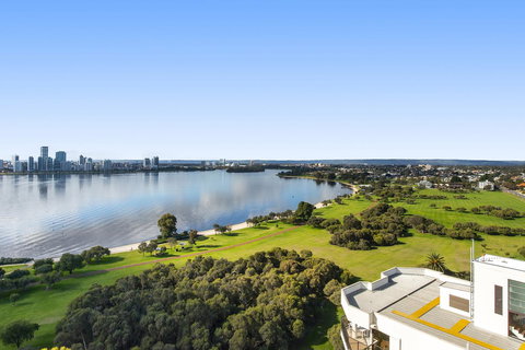 High Tor Apartment 135 - New Castle Holiday 11