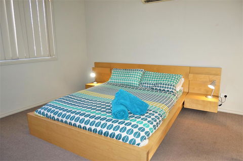 9 Krait Street - Perfect For Large Groups Or Families Alike - New Castle Holiday 13