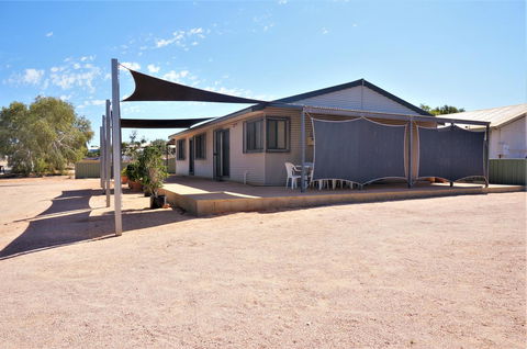 9 Krait Street - Perfect For Large Groups Or Families Alike - New Castle Holiday 0