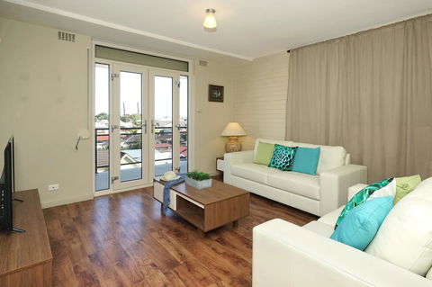 Freo Apartment - New Castle Holiday 1