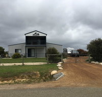 BarnvilleBremer - New Castle Holiday