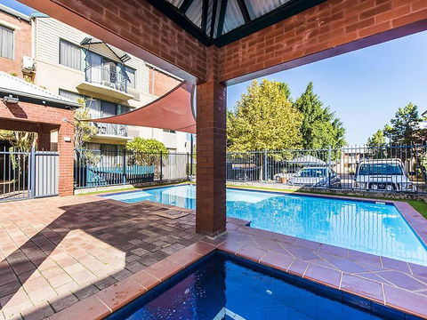 Subiaco Village 28 - New Castle Holiday 18