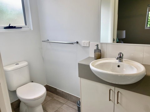 17 By The Sea - New Castle Holiday 13