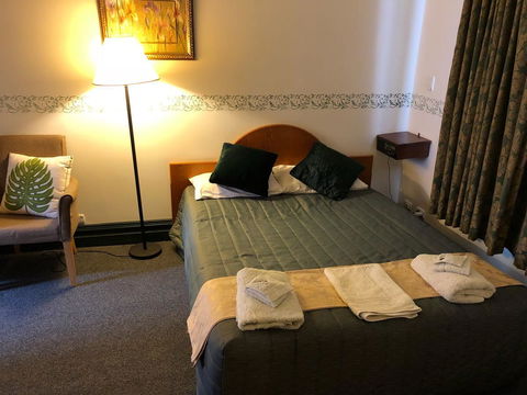 The Palace Hotel - New Castle Holiday 4