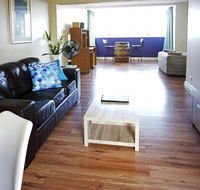Studio 302 with ocean views - New Castle Holiday