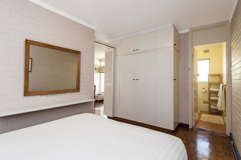 Rosalie 35 - New Castle Holiday 15