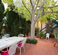 Annie's Victorian Terrace Accommodation Fremantle - New Castle Holiday