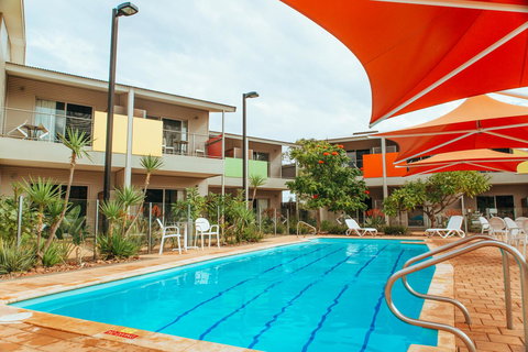Onslow Beach Resort - New Castle Holiday 1