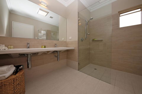 The Marina Hotel - Mindarie - New Castle Holiday 15