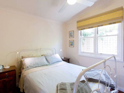 Sunset Cottage - New Castle Holiday 11