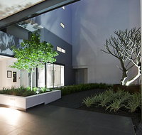 Scene Apartment 11 - New Castle Holiday