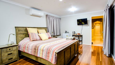 Mullaloo B & B - New Castle Holiday 23
