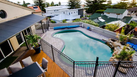 Mullaloo B & B - New Castle Holiday 12