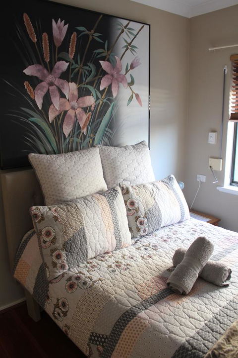 Mullaloo B & B - New Castle Holiday 7