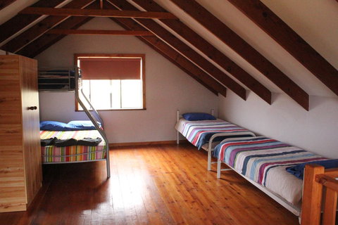 Kestrel Chalets - New Castle Holiday 9