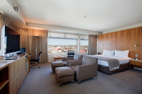 Gateway Hotel By Nightcap Plus - New Castle Holiday 35