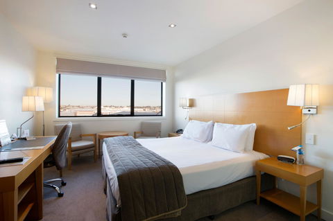 Gateway Hotel By Nightcap Plus - New Castle Holiday 30
