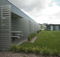 Brighton Hotel Motel - New Castle Holiday