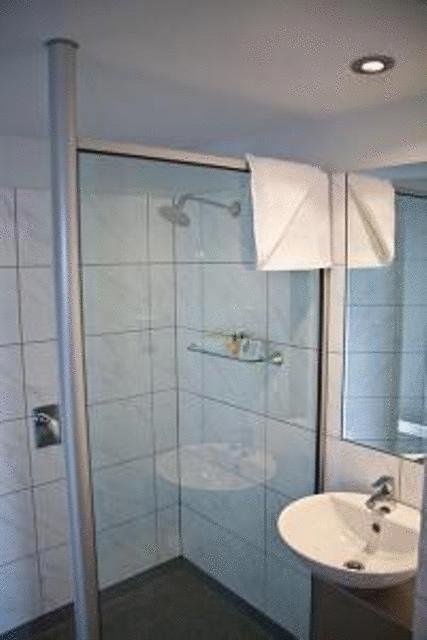 Brighton Hotel Motel - New Castle Holiday 13