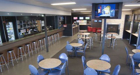 Brighton Hotel Motel - New Castle Holiday 1