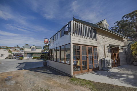 Queechy Motel - New Castle Holiday 10