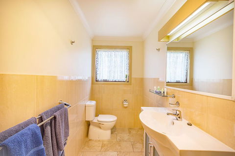 Queechy Motel - New Castle Holiday 37